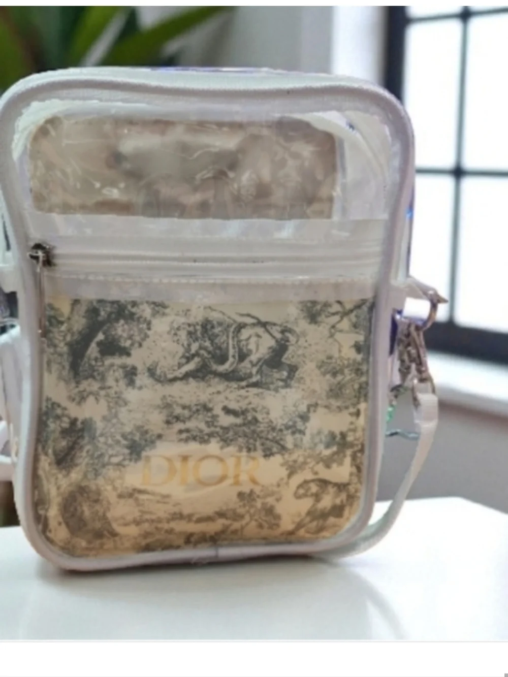 Dior Women's White Green Toile Crossbody Bag - Picture 12 of 14
